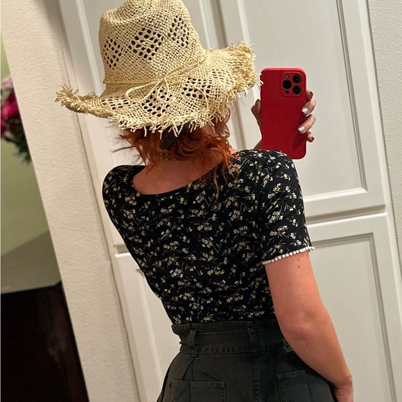 Top everly - Picture 4 of 8